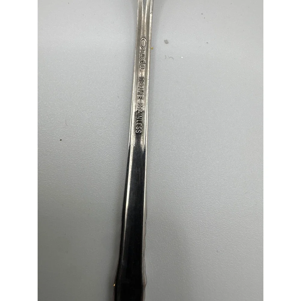 Oneida Cherie Deluxe Stainless 7 Cocktail Forks 1 Master Butter Knife 8pc Set
